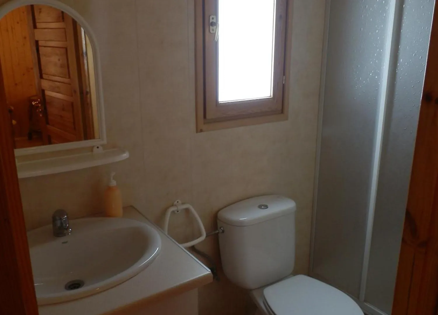 Camping Llucanes Hotel Olost Campsite